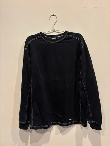 XLARGE 블랙 긴팔 티셔츠