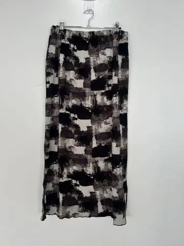 MI AND MOU 페인트 타이트 스커트 블랙