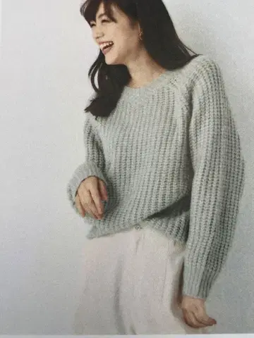 글로벌 워크 라이트 그레이 리브 니트 긴팔