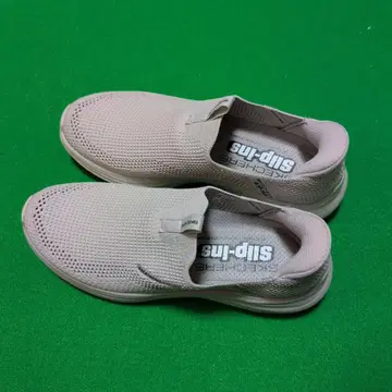 SKECHERS Slip-ins 라이트 그레이 슬립온