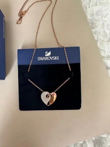 Swarovski 하트형 목걸이