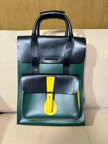 [ 새상품급 ] Dr.Martens 한정판 멀티 컬러 가죽 백팩