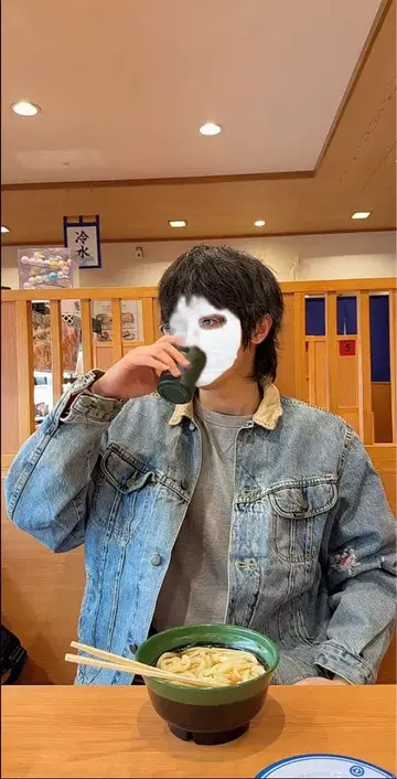 라이트 블루 데님 자켓