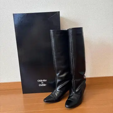 Odette e Odile 롱 쿠션 부츠 (인조 가죽)