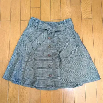 체크 무늬 플레어 스커트 벨트 포함