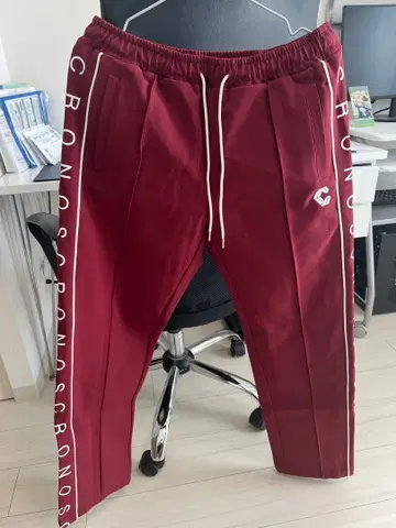 cronos 저지 빨간색