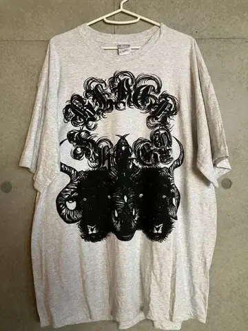 DENSE T셔츠 XL fut ldr