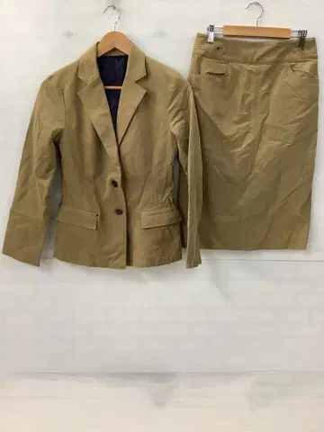 12.15 A346P 우나 스커트 셋업 베이지