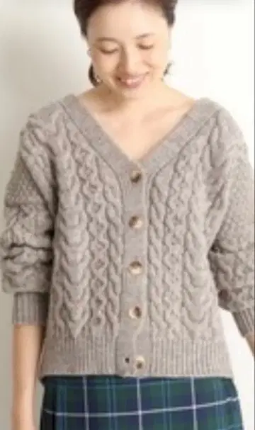 슬로브 이에나 [새상품] John Cooper 아란 니트 가디건