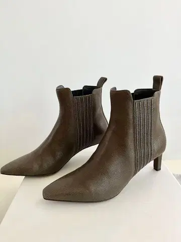 브루넬로 쿠치넬리 숏부츠 브라운