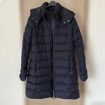[ 새상품급 ] 타트라스 LAVIANA 다운 자켓 네이비 03 L 사이즈