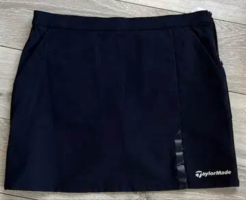 테일러메이드 네이비 스커트 M 사이즈