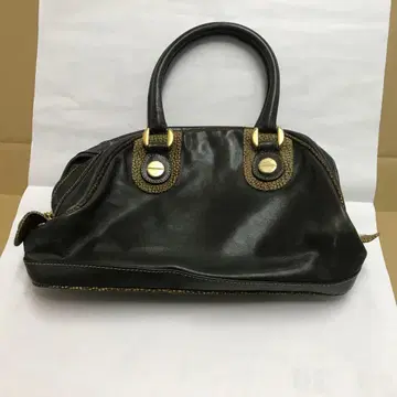 볼보네제 핸드백