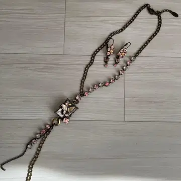 앤티크 나비 꽃 모티브 목걸이 & 귀걸이 세트 버터플라이 꽃 핑크