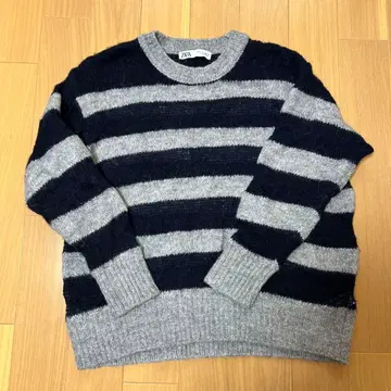 ZARA 네이비 그레이 스트라이프 긴팔 스웨터