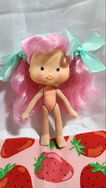 스트로베리 쇼트 케이크풍 커스텀 인형