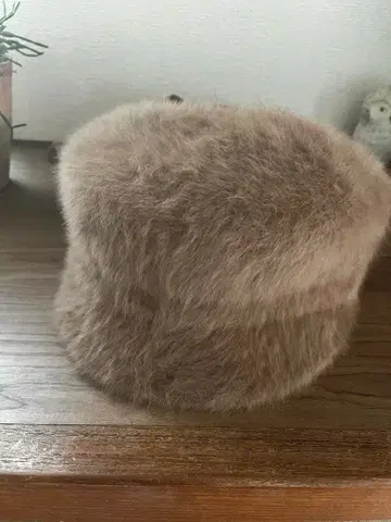 이탈리아제 Rebecca 퍼 모자