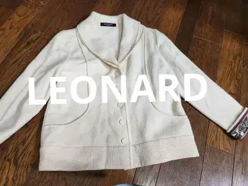LEONARD 아이보리 테일러드 자켓