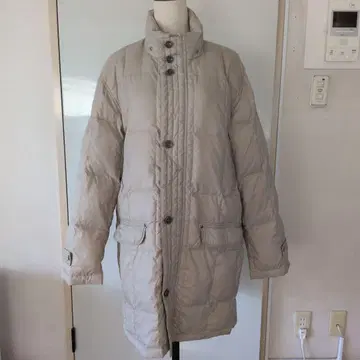 베이지 롱 다운 자켓