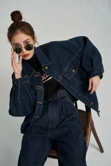 Tnewties [ 마우스 워시를 마셔버렸다 ] 하이웨스트 데님 NAVY