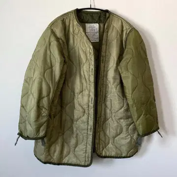 70s 빈티지 U.S.ARMY 미군 퀼팅 라이너 XS