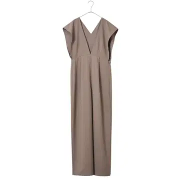 완판템 Audrey and John Wad V넥 올인원