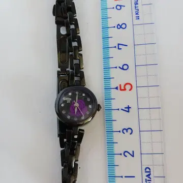 안나수이 블랙 팔찌 쿼츠 손목시계