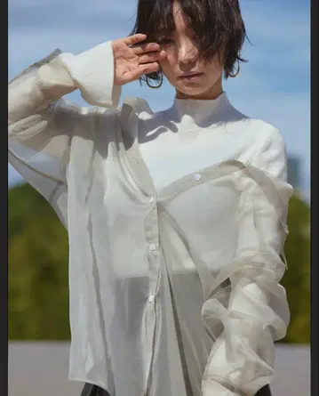 FRAY I.D 셔츠 레이어드 하이넥 니트