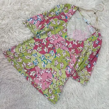 Emilio Pucci 올 패턴 티셔츠 라이트 그린 핑크 L 브이넥