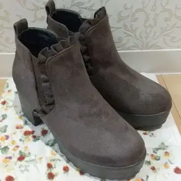 LIZLISA 리즈리사 사이드 고어 숏 부츠 M 사이즈 LZ2937