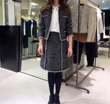 컨디션 최상 띠어리 트위드 스커트