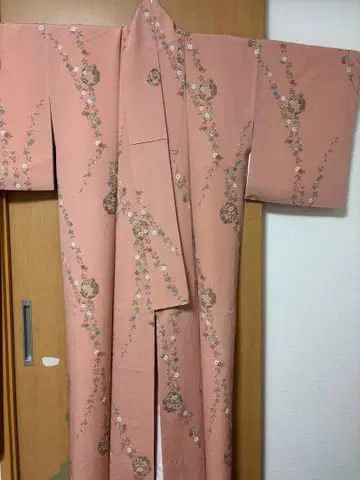 핑크 꽃무늬 코몬 새상품급