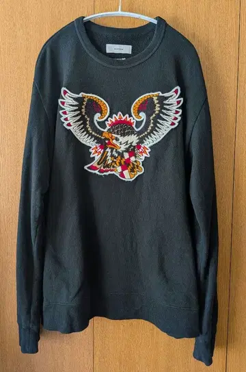 파세타즘 이글 와펜 빅 트레이닝복