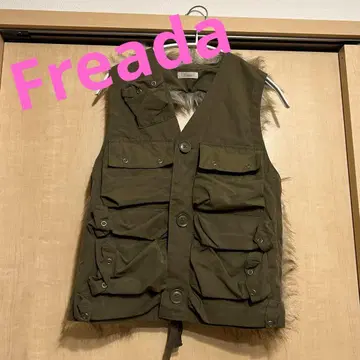 Freada 카키 퍼 베스트