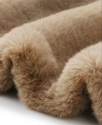 택 포함 새상품 JENNE 리치 볼륨 퍼 케이프