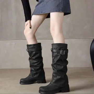 버클 달린 통굽 미들 힐 패션 부츠