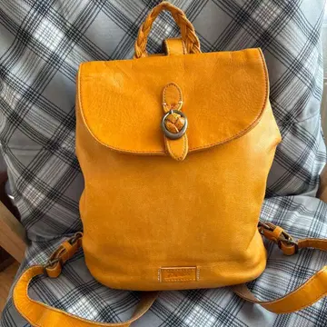 Dakota 카멜 가죽 백팩