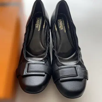 SHOEL 버클 웨지 워킹 펌프스 (블랙)