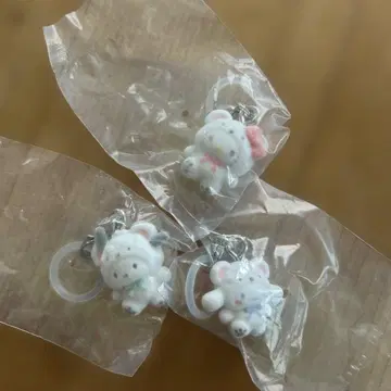 산리오 캐릭터 메지루시 액세서리 포근포근 스노우 키티 시나몬 포차코