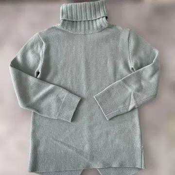 두지엠 클라세 JADE 터틀넥 풀오버