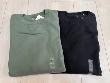 미사용 새상품 UNIQLO 트레이닝복 XL 2점 묶음 판매