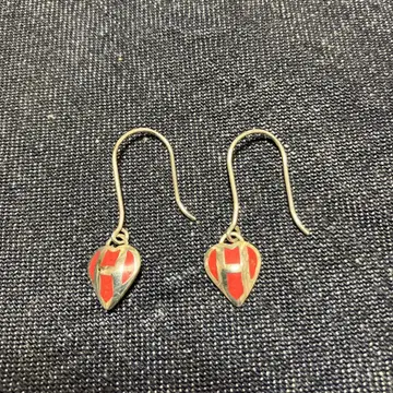 HRM 할리우드 런치마켓 하트형 빨간색 실버 925 후크 귀걸이
