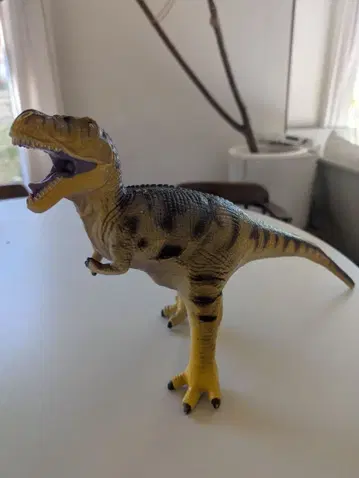 티라노사우루스 피규어