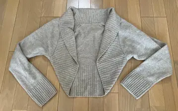 FOXEY 캐시미어 볼레로 몇 회 사용