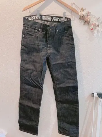 KIKS 슬림핏 데님 팬츠 다크 블루