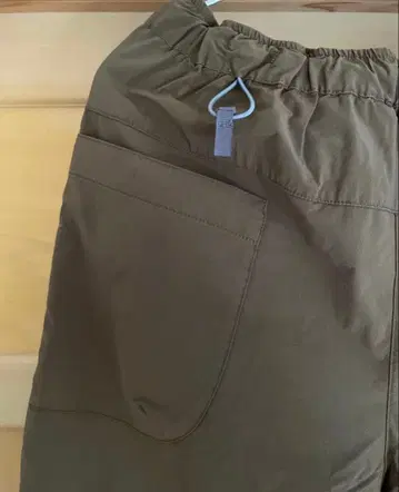 악시즈쿠이 엘레멘츠 소프트쉘 팬츠 사이즈 3 (M 사이즈)