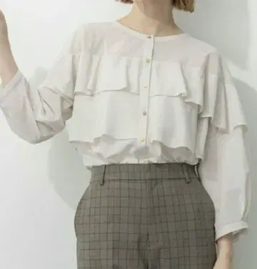 23구 클리어 코트 저지 프릴 디자인 티셔츠 새상품급