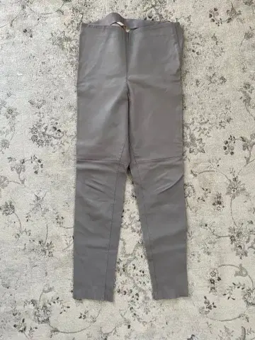 가죽 슬림핏 그레이 팬츠