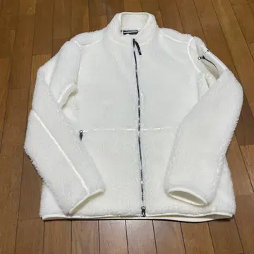 J 린데베리 화이트 보아 자켓 골프