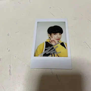 BTS 정국 친필 사인 폴라로이드